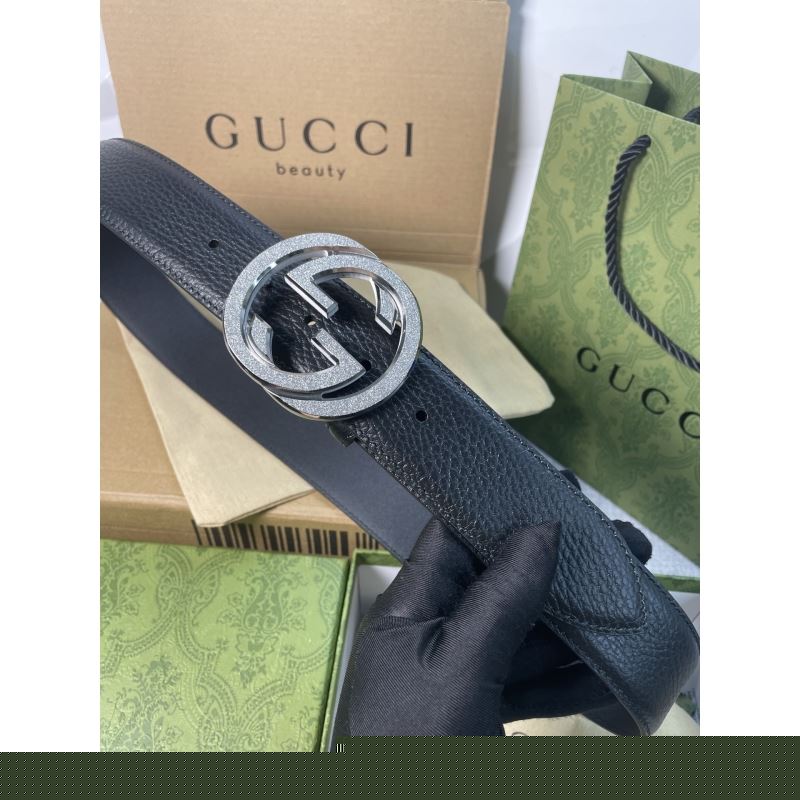 G*u*i belts